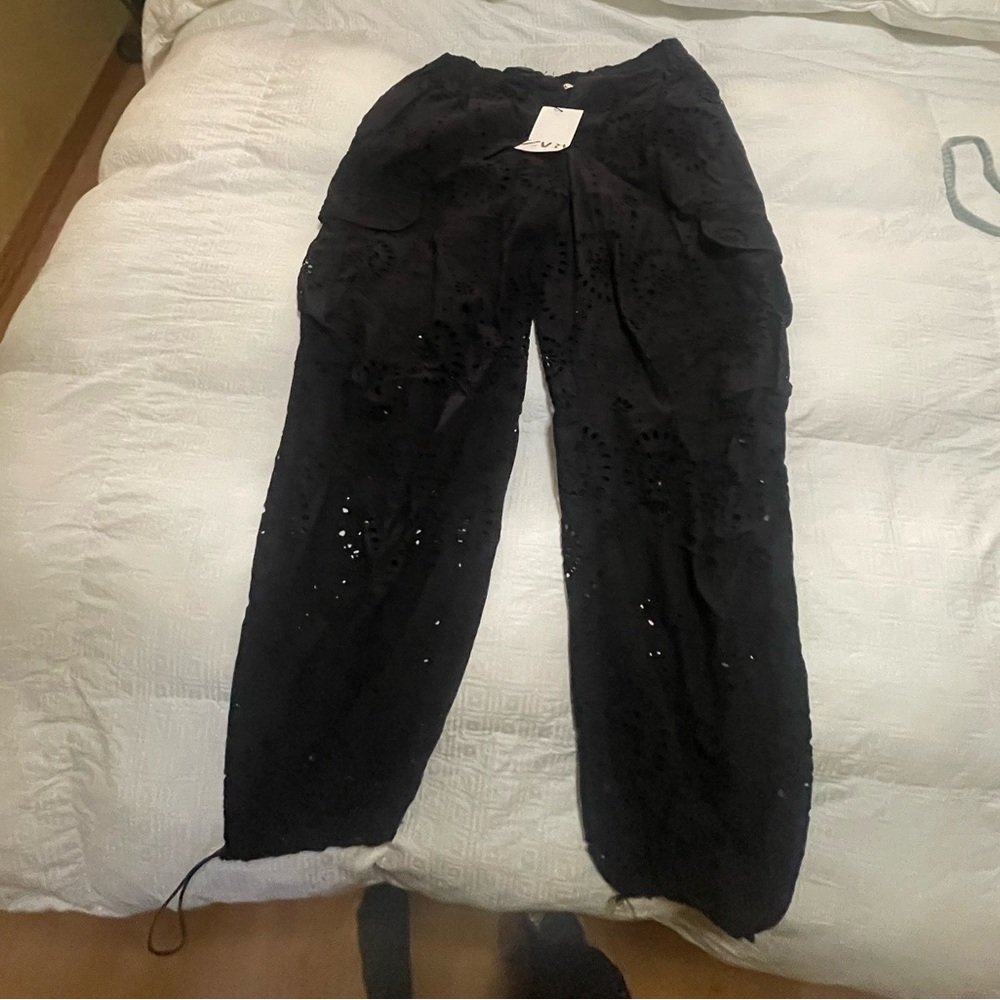 Zara Black Brand New Flor Design Cargo Pants Brand New